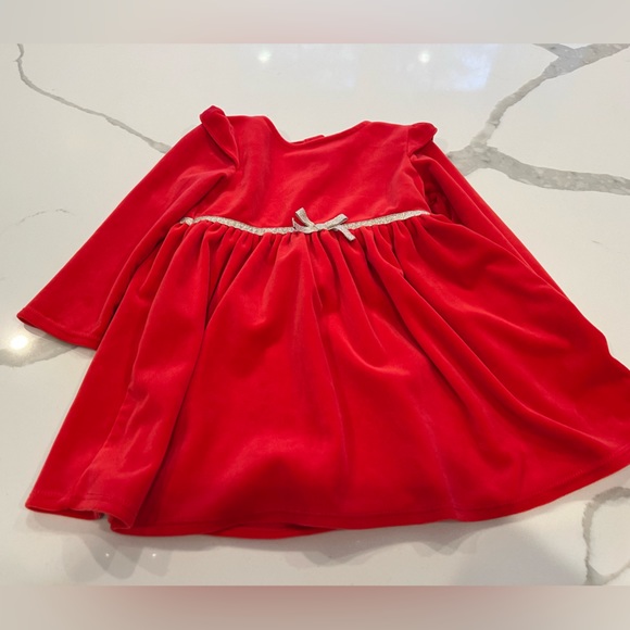 Red Velvet Holiday OshKosh dress - 18 months - Picture 2 of 4
